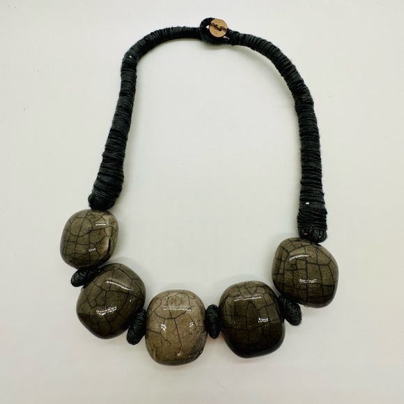 Large Stone Statement Necklace - Picture 9 of 14